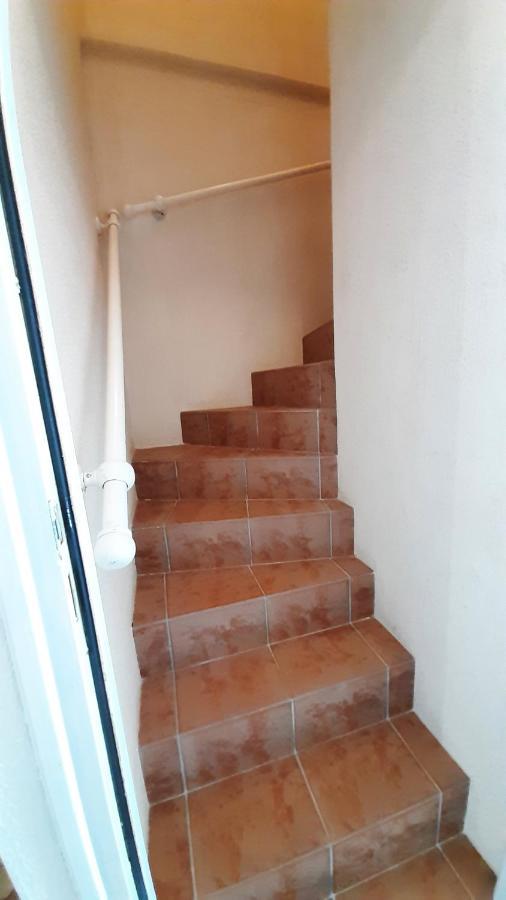 Charmante Maison De Ville Avec Jardin - 2 Chambres - 5 Pers サン・ジャン·ド・モン エクステリア 写真