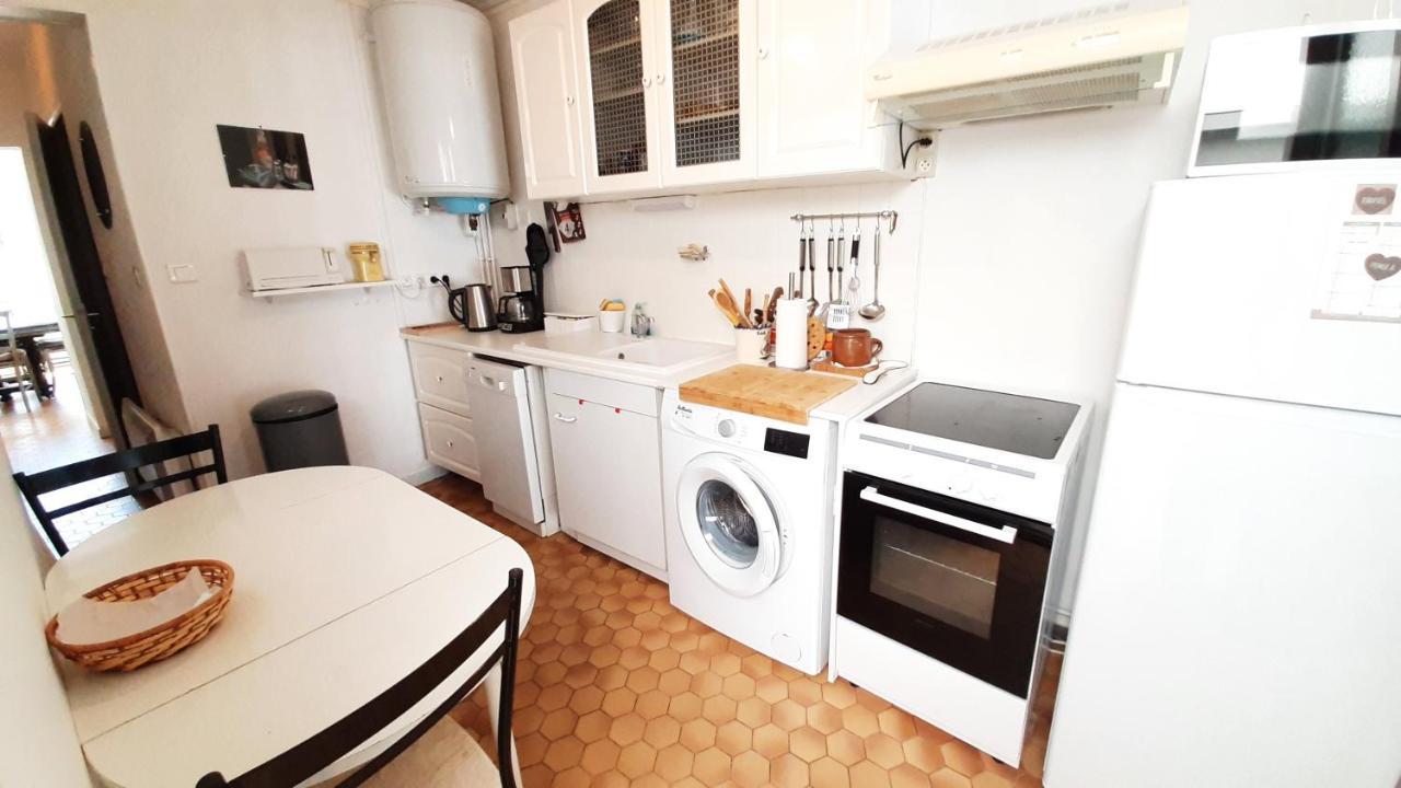 Charmante Maison De Ville Avec Jardin - 2 Chambres - 5 Pers サン・ジャン·ド・モン エクステリア 写真