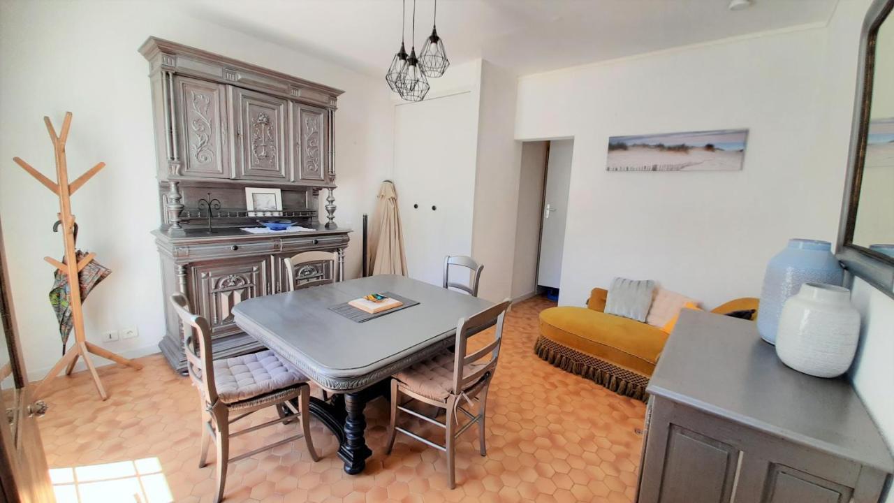 Charmante Maison De Ville Avec Jardin - 2 Chambres - 5 Pers サン・ジャン·ド・モン エクステリア 写真